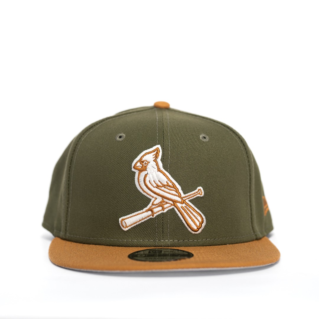 GORRA MLB ST. LOUIS CARDINALS OLIVO/LOGO PÁJARO SNAPBACK 9FIFTY