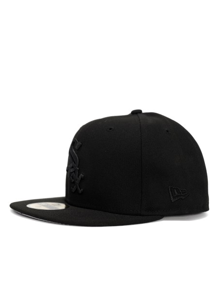 GORRA MLB CHICAGO WHITE SOX BLACKOUT FITTED 59FIFTY
