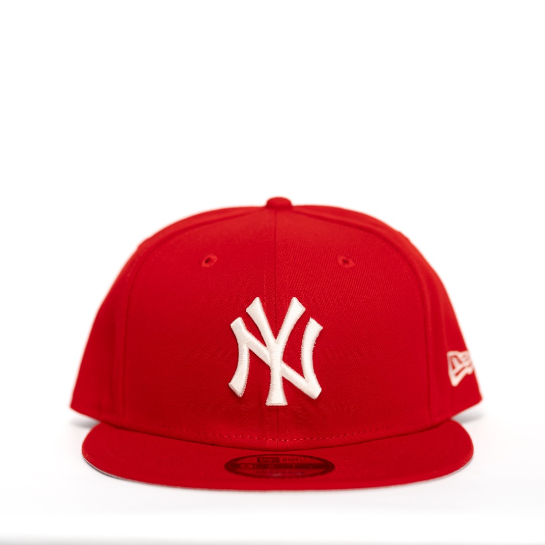 GORRA MLB NEW YORK YANKEES ROJO ESCARLATA SNAPBACK 9FIFTY