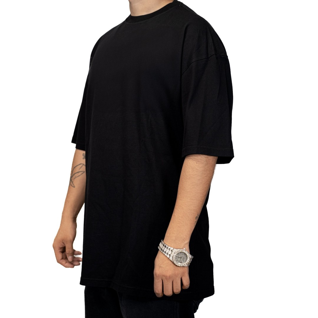 CAMISETA DURY BASICA NEGRA OVERSIZE