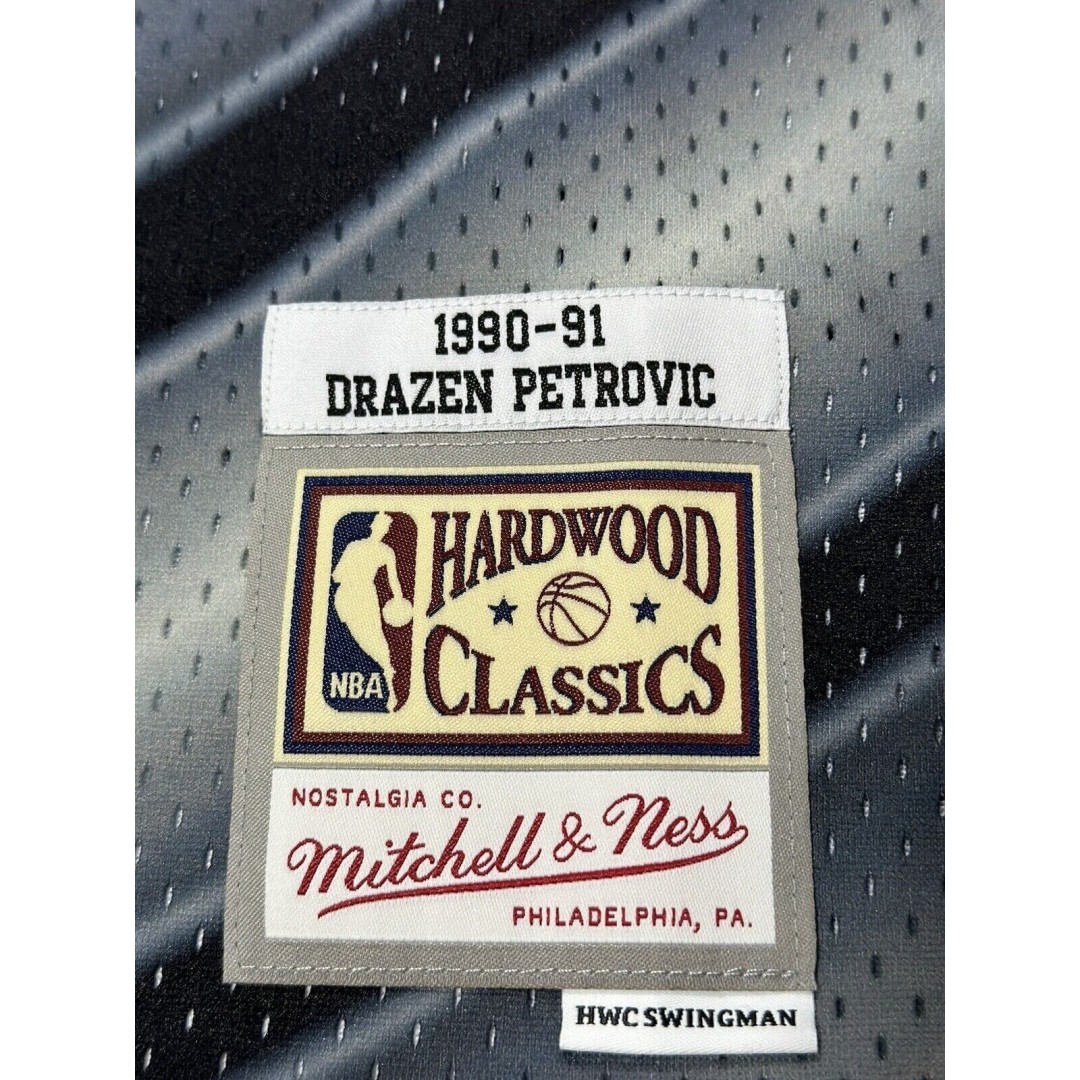 Mitchell & Ness Drazen Petrovic Negra New Jersey Nets 1990-91 Hardwood Classics Swingman Jersey