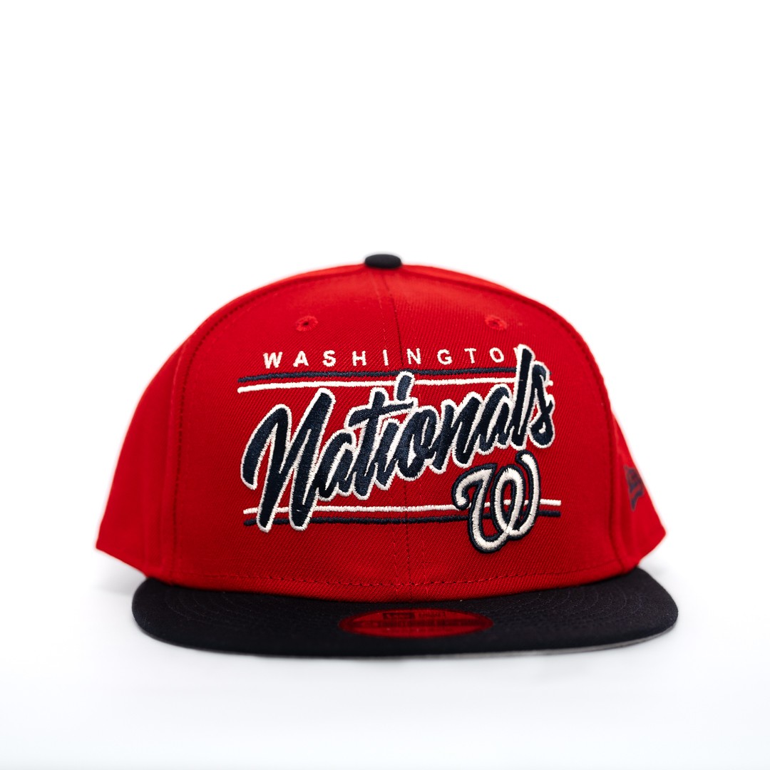 GORRA MLB WASHINGTON NATIONALS TEAM SCRIPT/VISERA AZUL SNAPBACK 9FIFTY