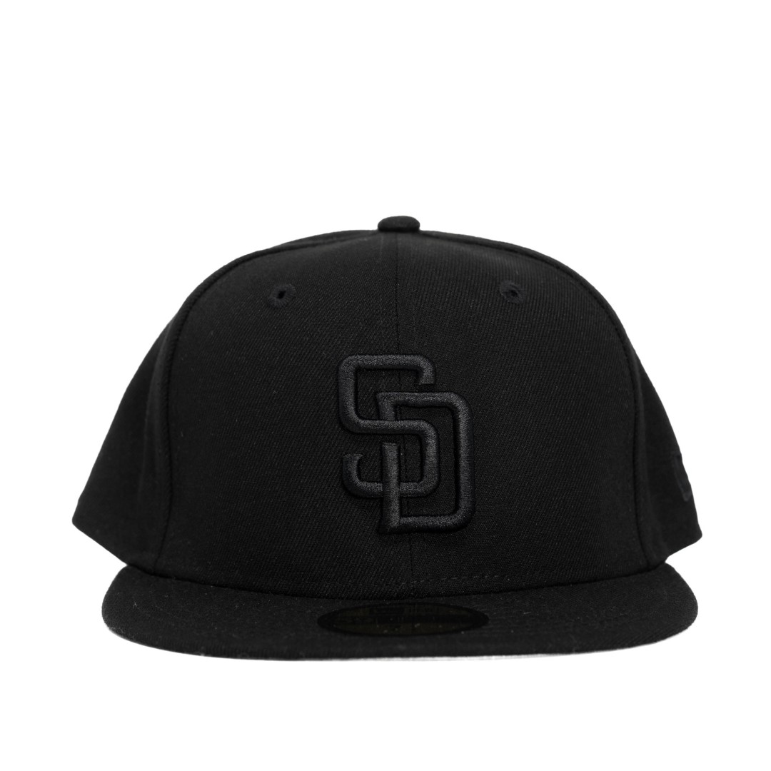GORRA MLB SAN DIEGO PADRES BLACKOUT FITTED 59FIFTY