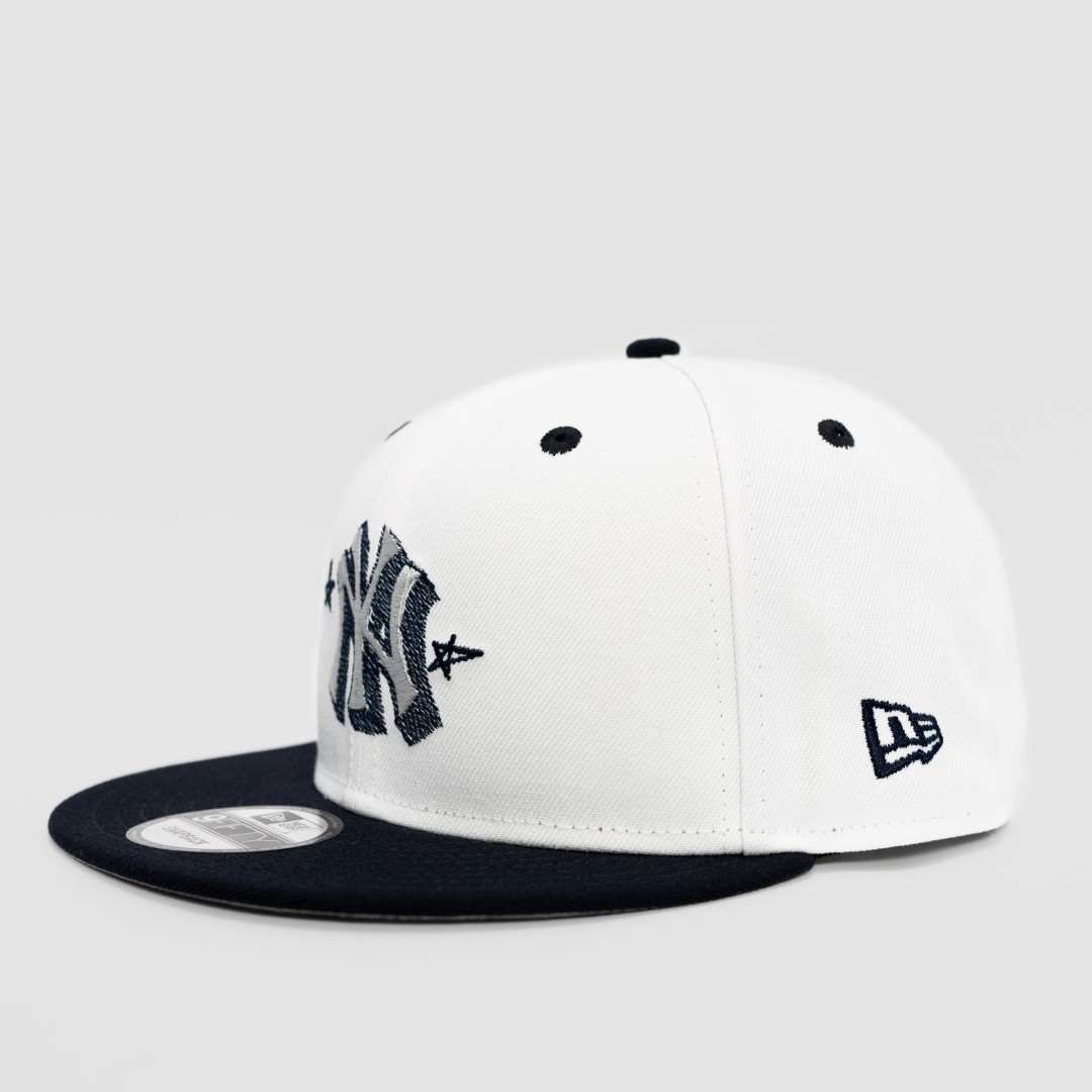 GORRA MLB NEW YORK YANKEES OFFICIAL DOODLES WHITE SNAPBACK 9FIFTY