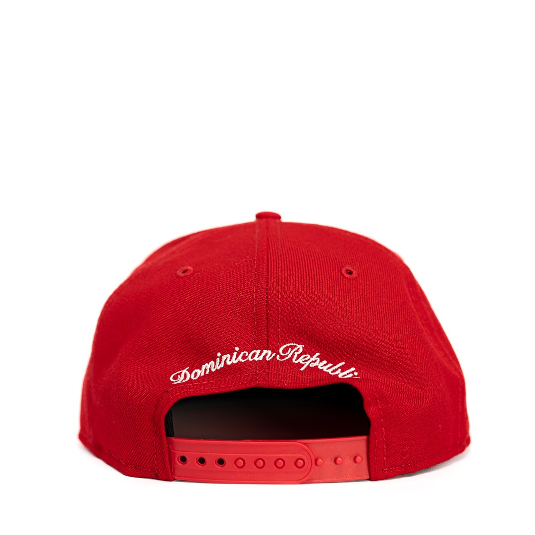 GORRA NEW ERA X PAPER PLANES ROJA DOMINICAN REPUBLIC SNAPBACK 9FIFTY