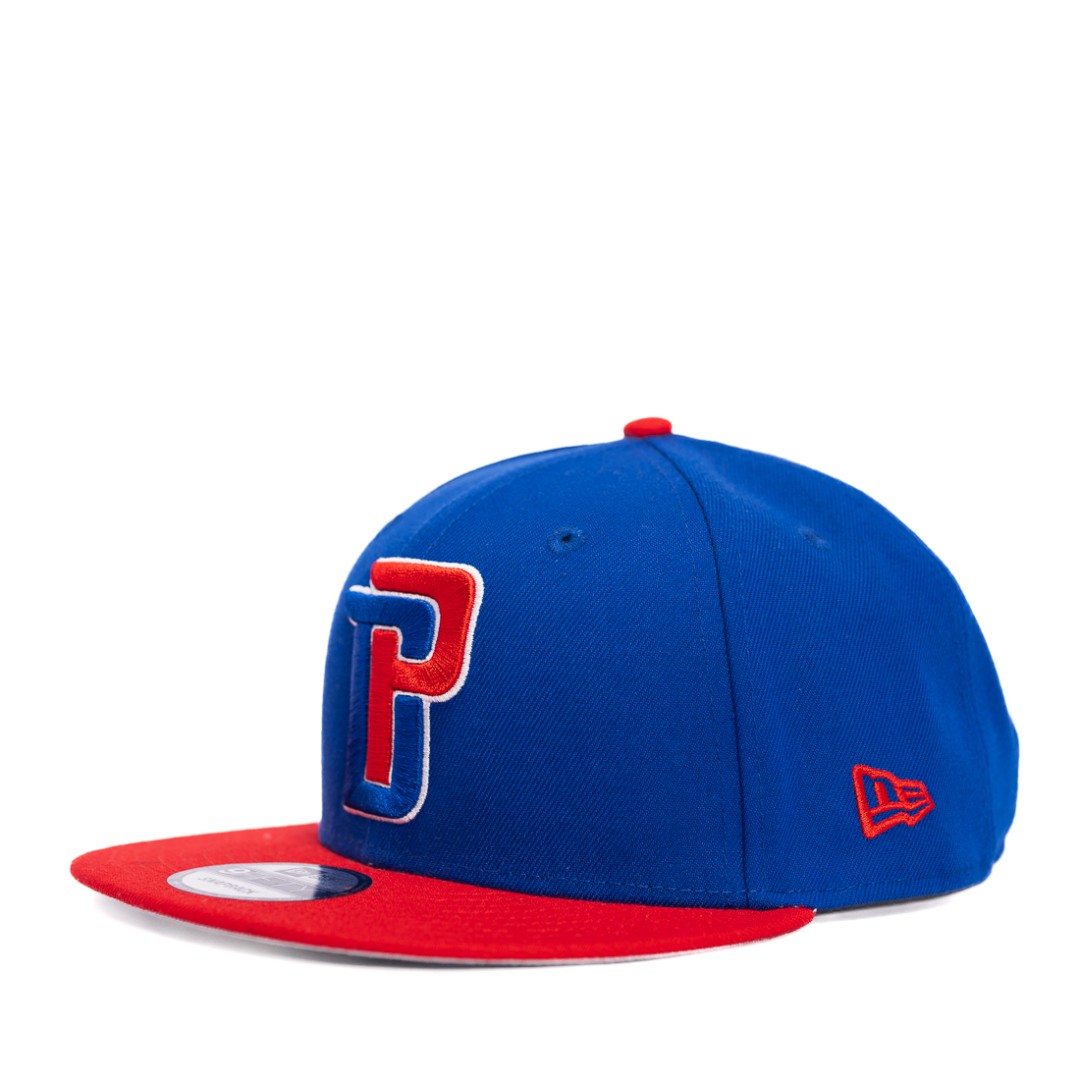 GORRA NBA DETROIT PISTONS AZUL/VISERA ROJA SNAPBACK 9FIFTY 2